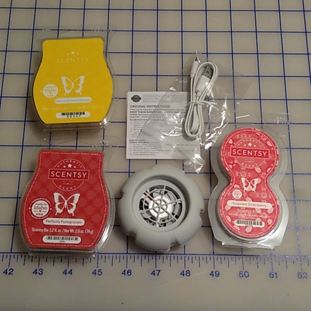 Scentsy bundle NEW